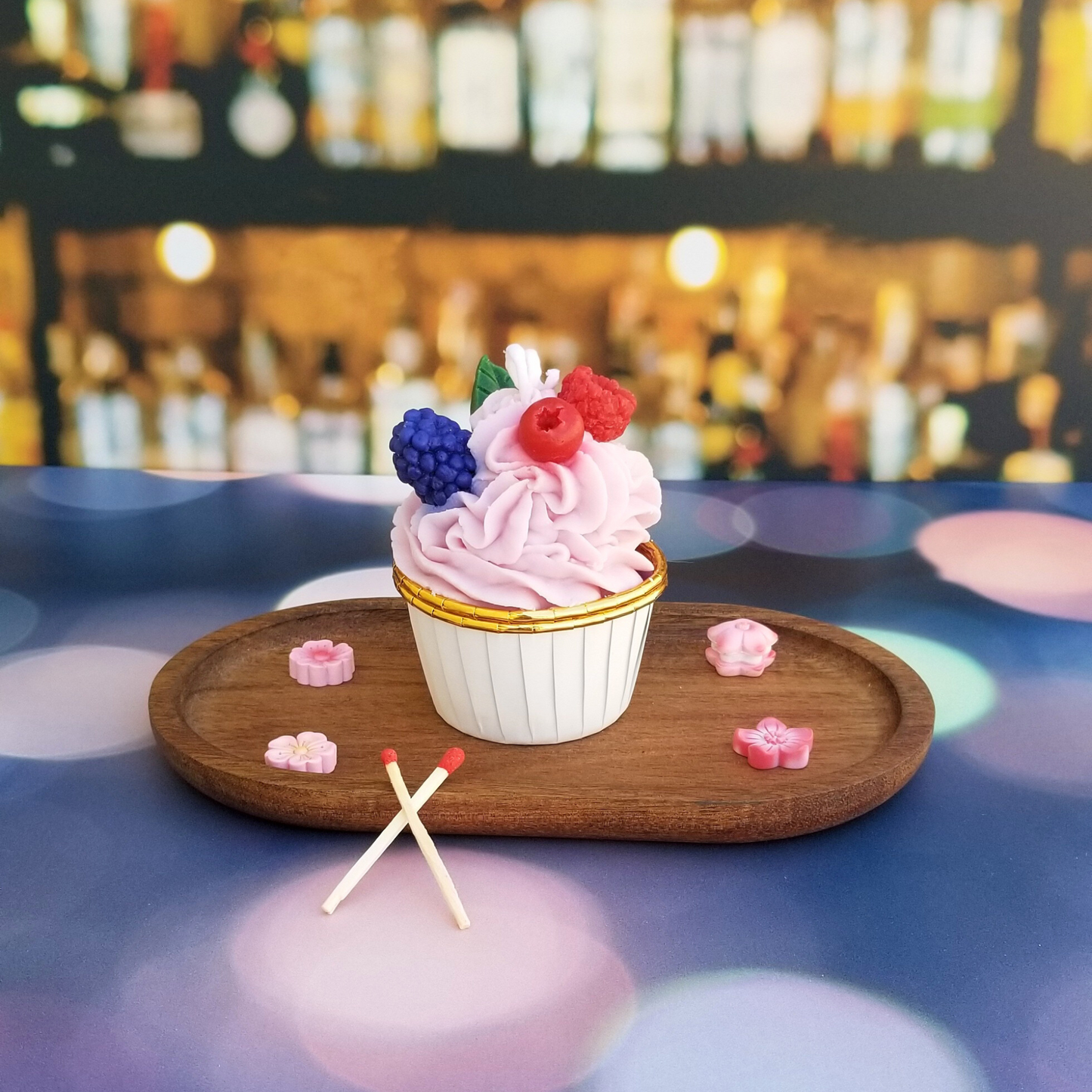 Berries Blossom Cupcake Candle 2